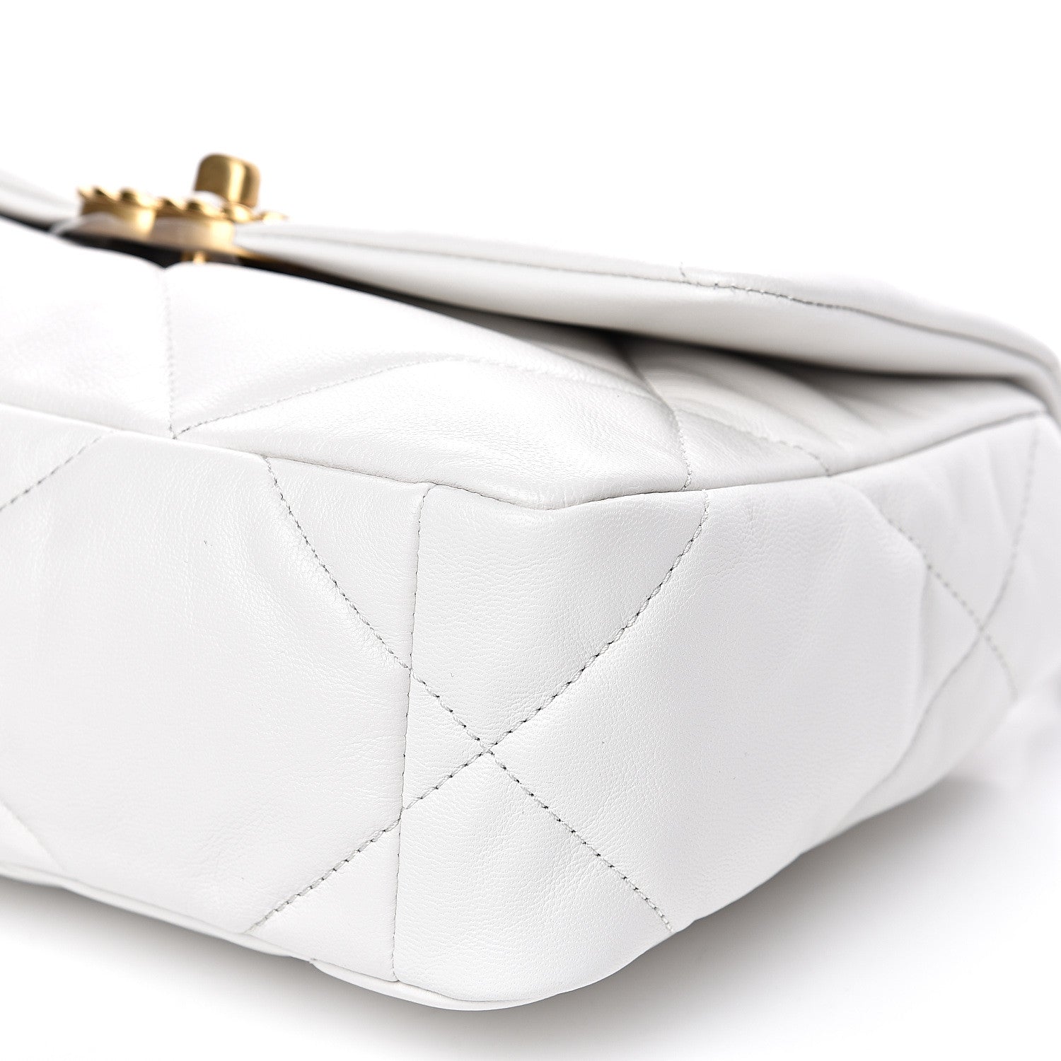 Chanel Goatskin Quilted Medium 19 Flap White 7 of 9