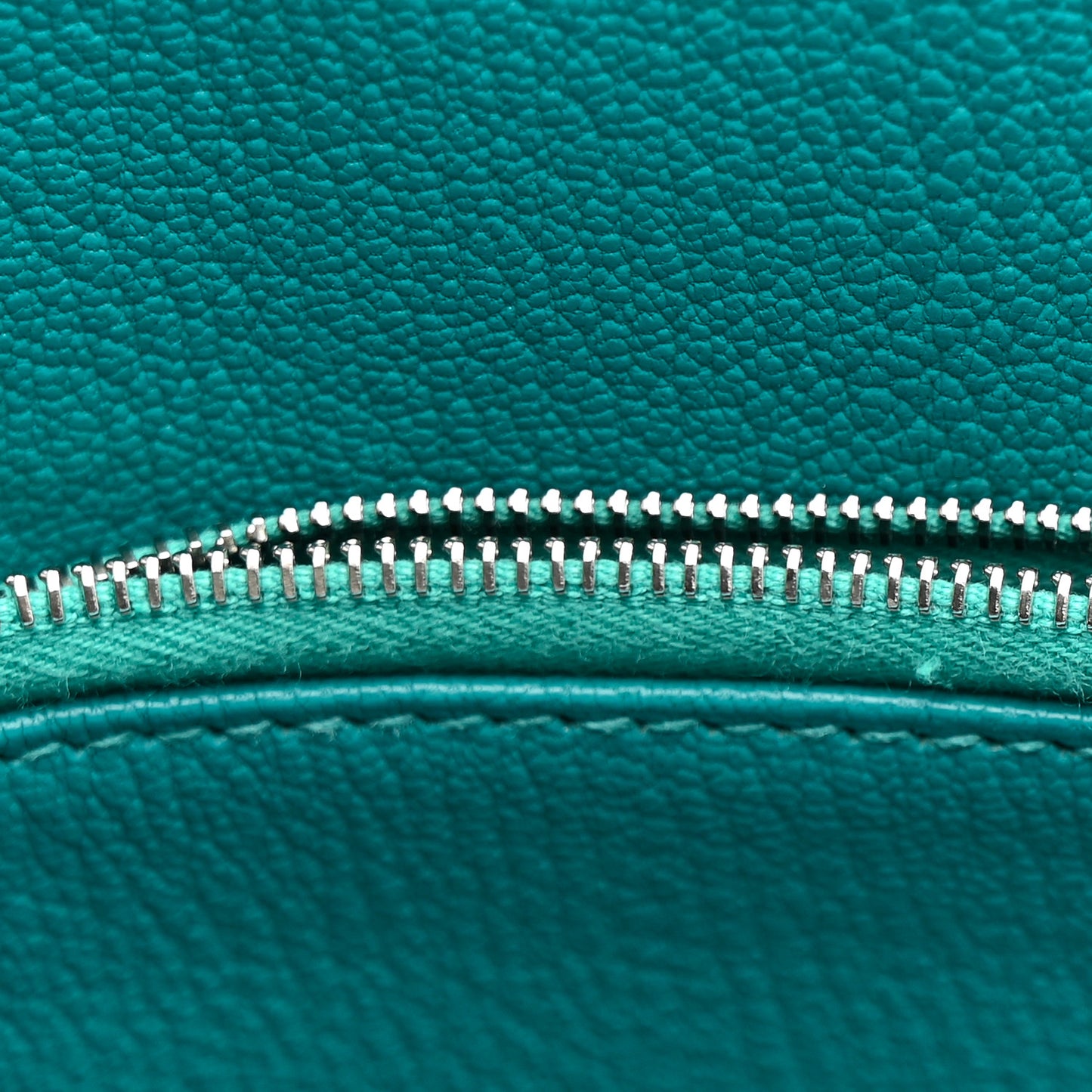 Taurillon Clemence Jypsiere 28 Bleu Paon