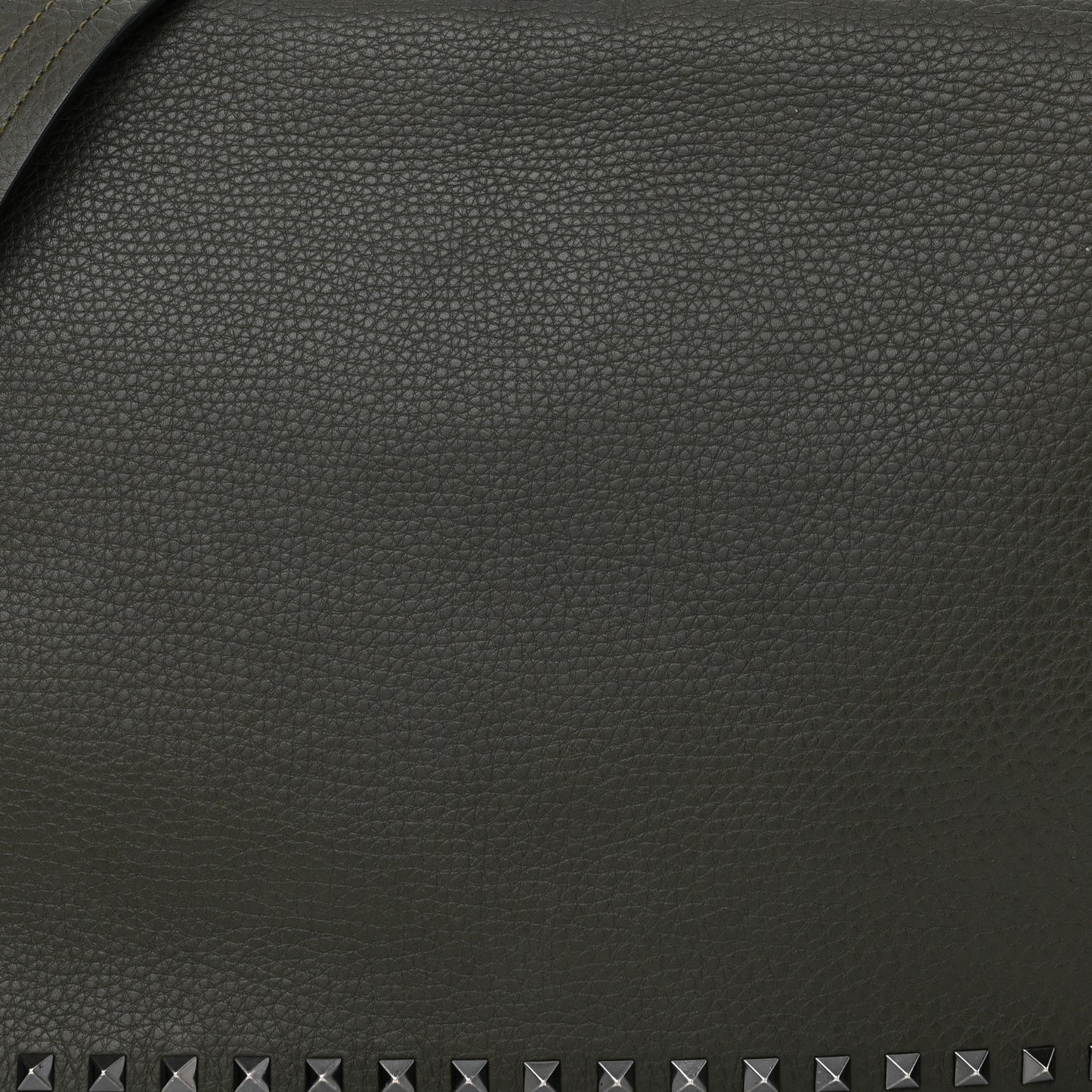 Pebbled Calfskin Rockstud Messenger Green