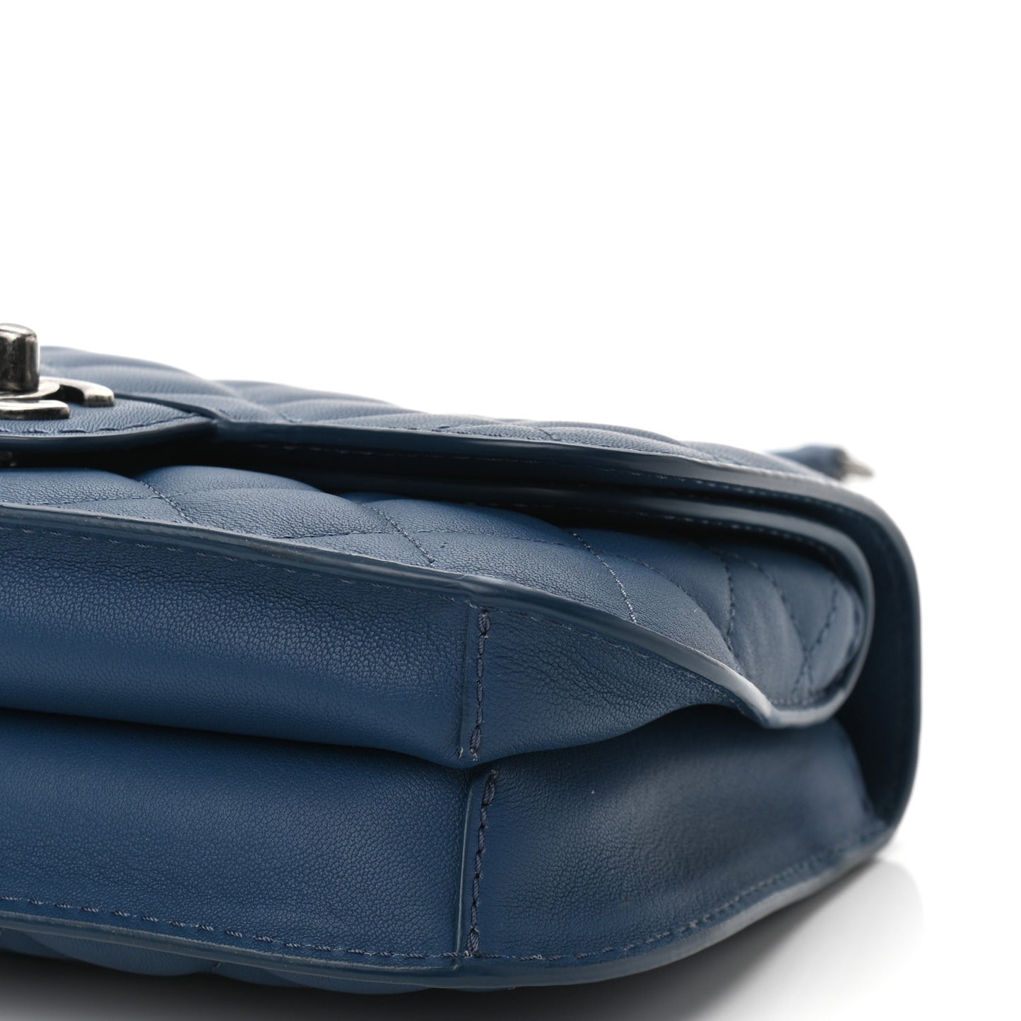 Lambskin Quilted Small Natural CC Flap Navy