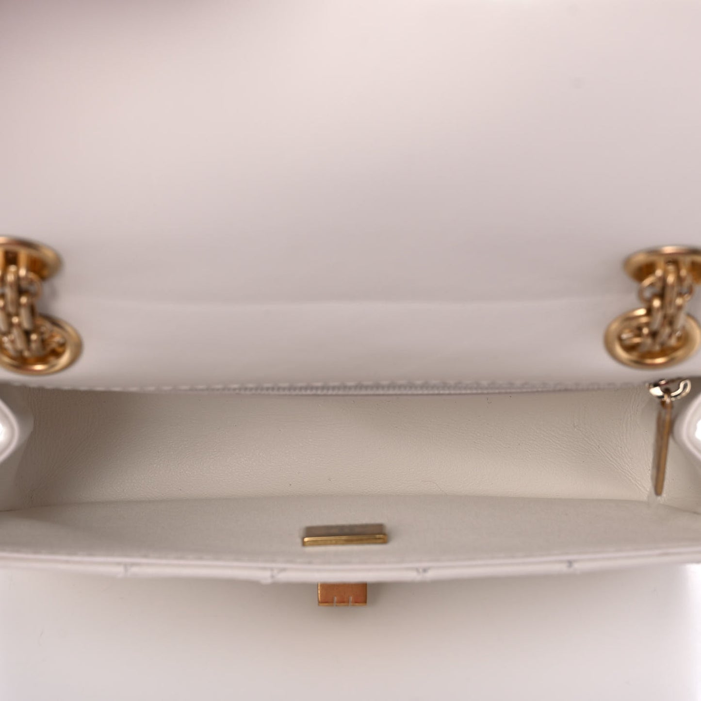 Aged Calfskin Quilted 2.55 Reissue Mini Flap White