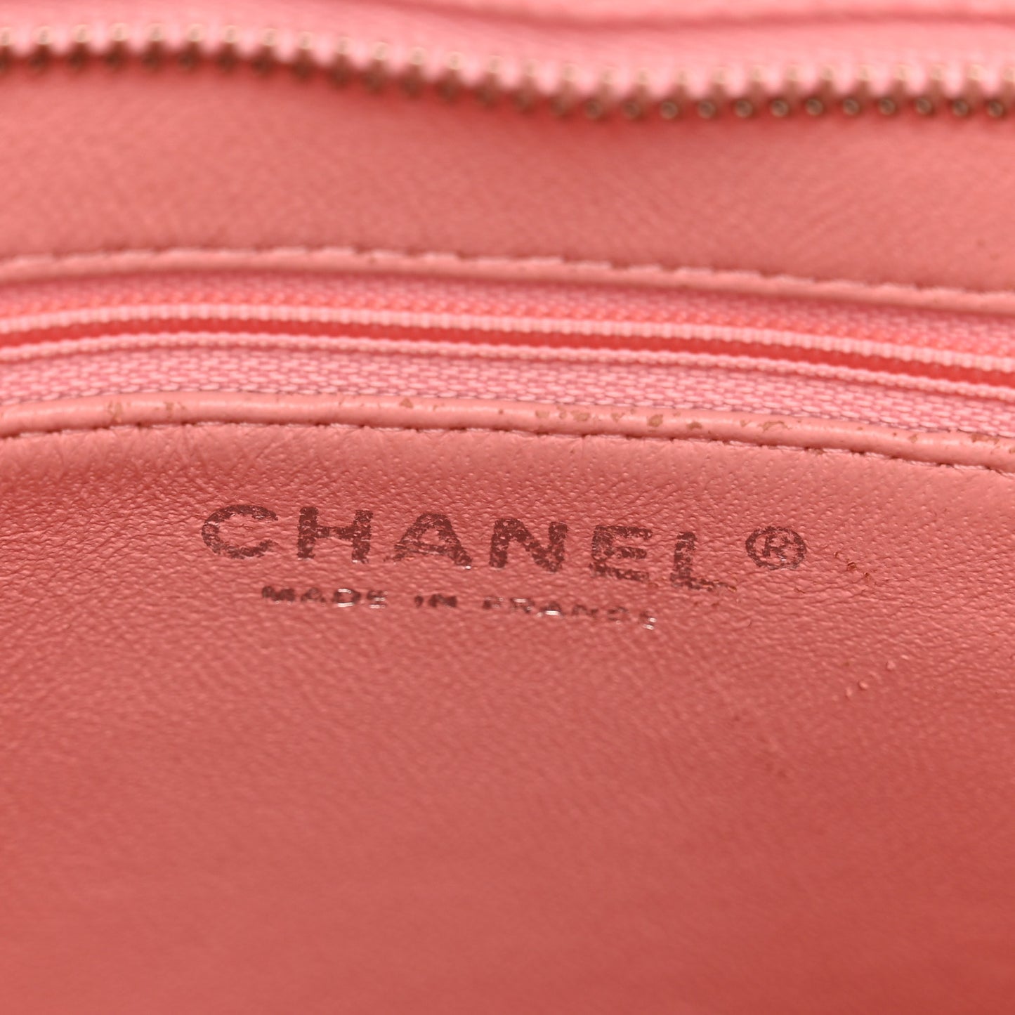 Caviar Quilted Medallion Tote Light Pink