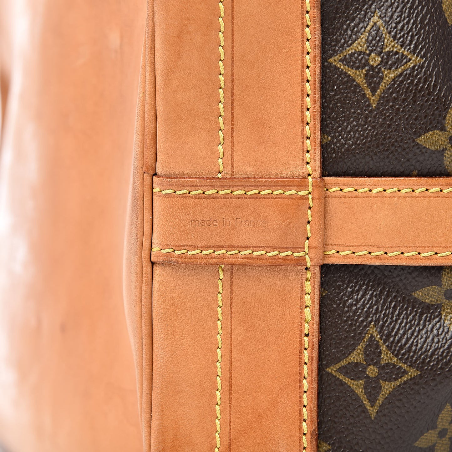 Monogram Noe