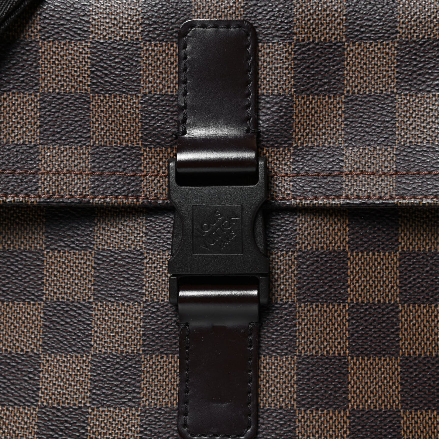 Damier Ebene Pochette Melville