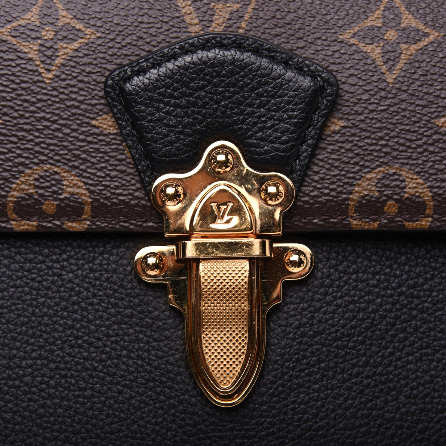 Monogram Victoire Black