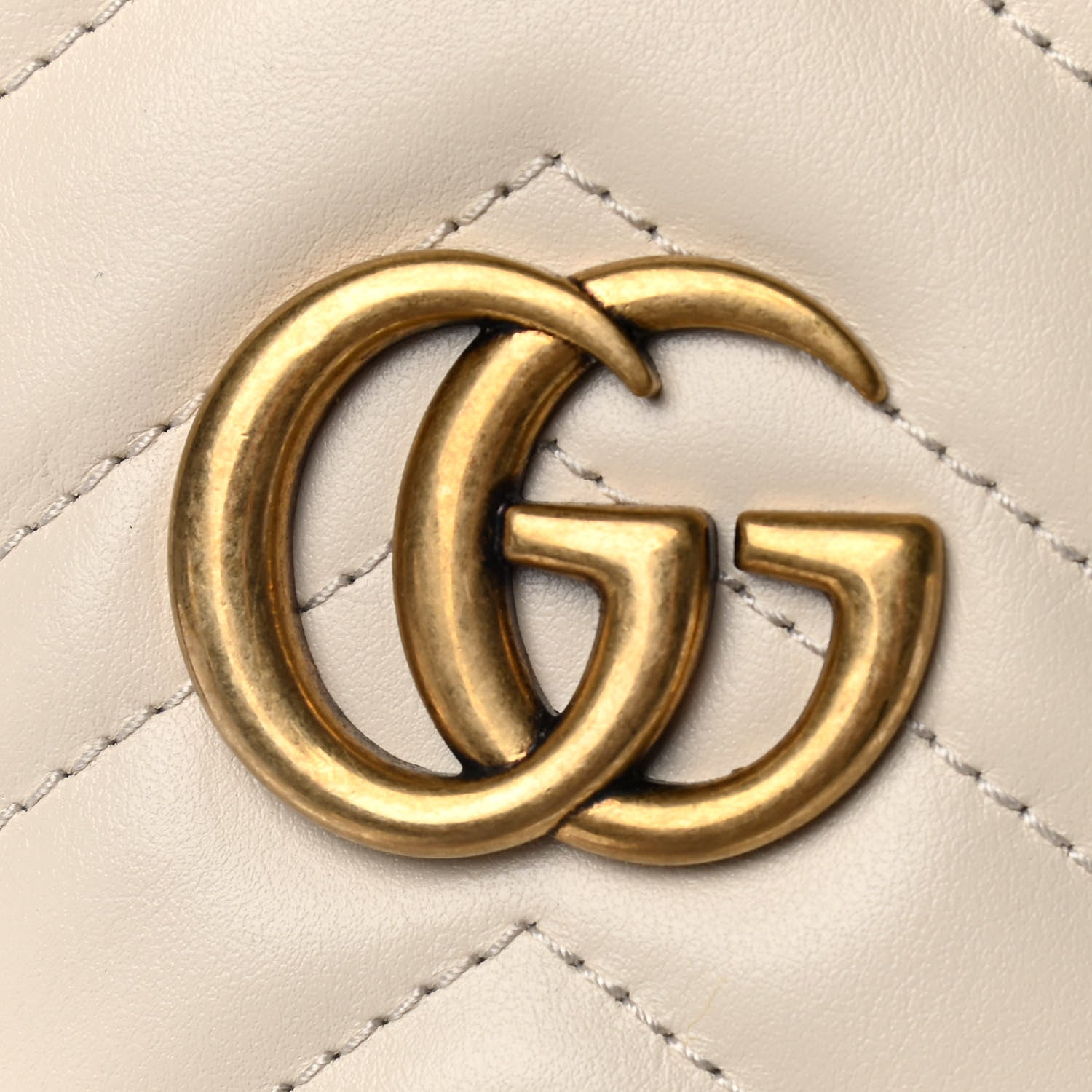 Gucci Calfskin Matelasse Mini GG Marmont 2.0 Bucket Bag White 14 of 21
