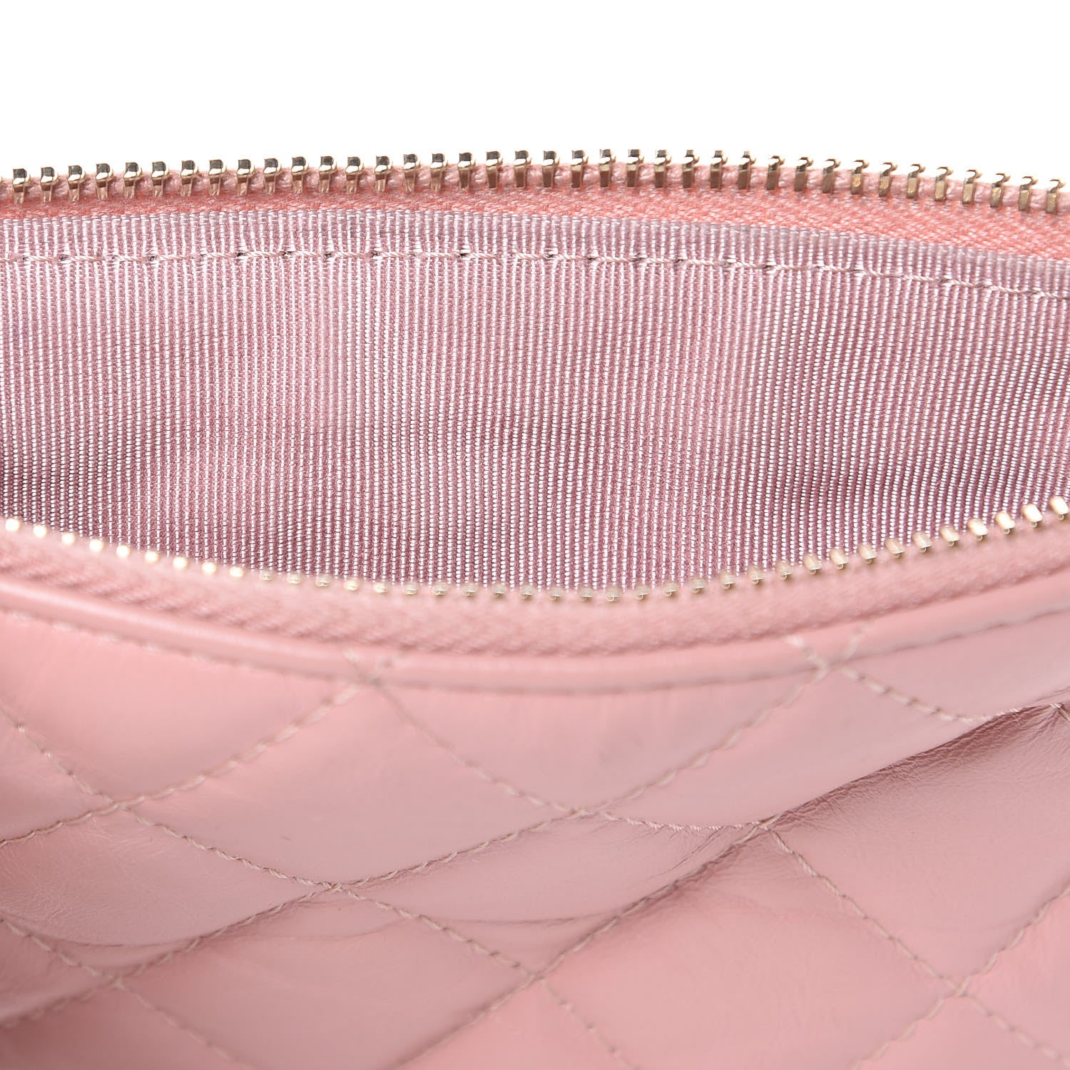 Chanel Aged Calfskin Quilted Small Reissue Cosmetic Case Light Pink 8 of 10