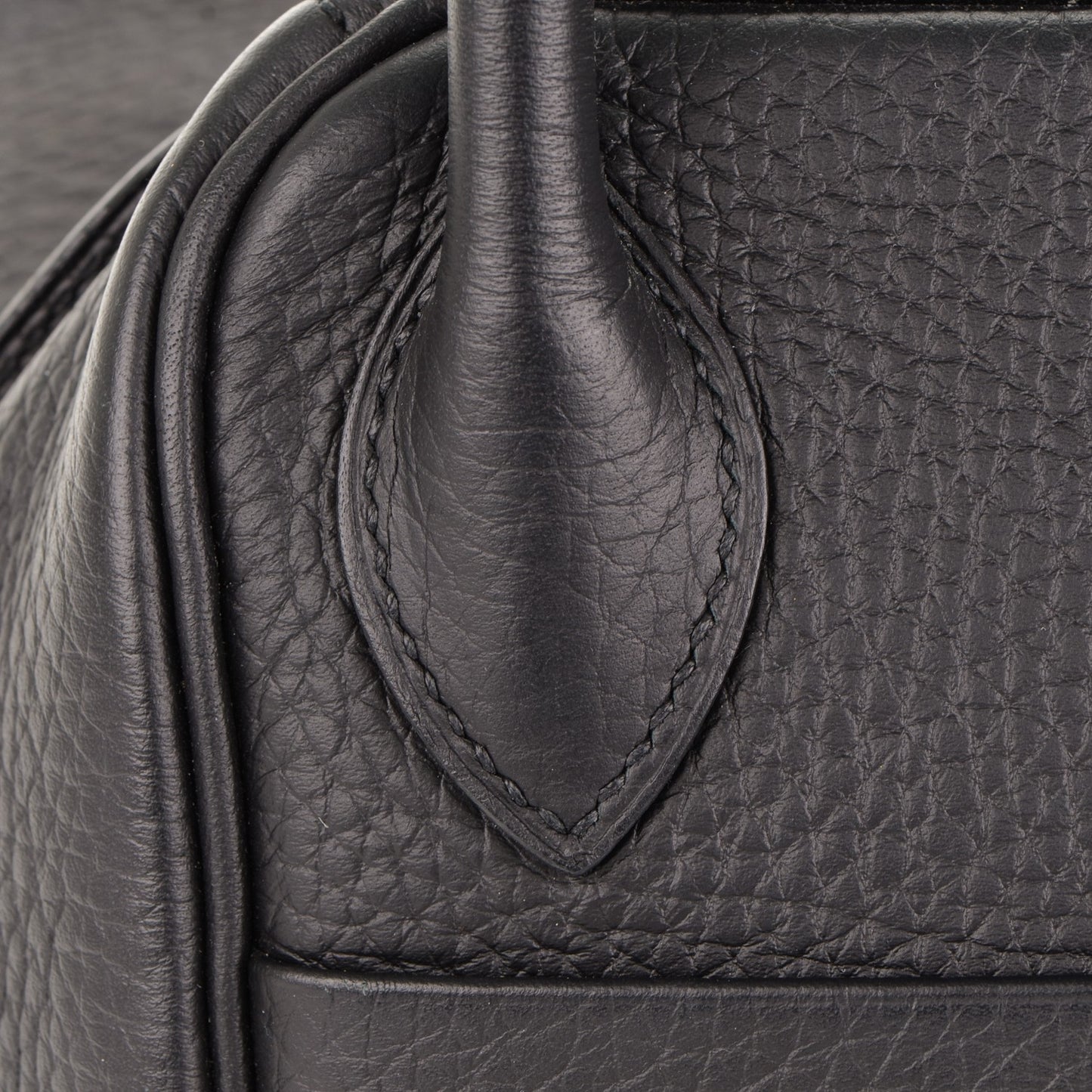 Taurillon Clemence Lindy 30 Black