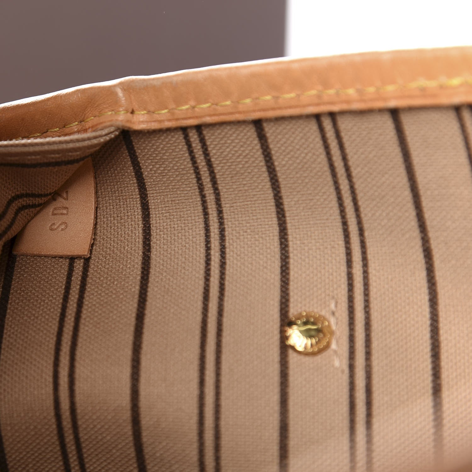 Louis Vuitton Monogram Neo Neverfull MM 13 of 17