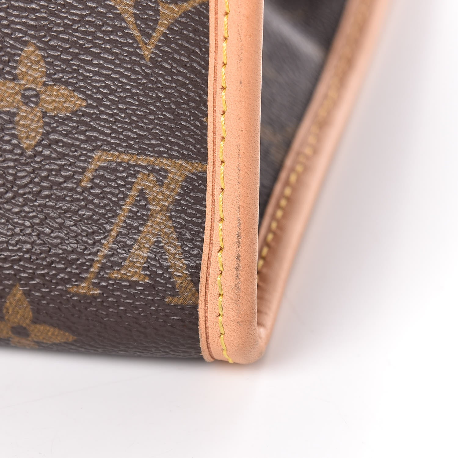 Louis Vuitton Monogram Popincourt Haut 19 of 25