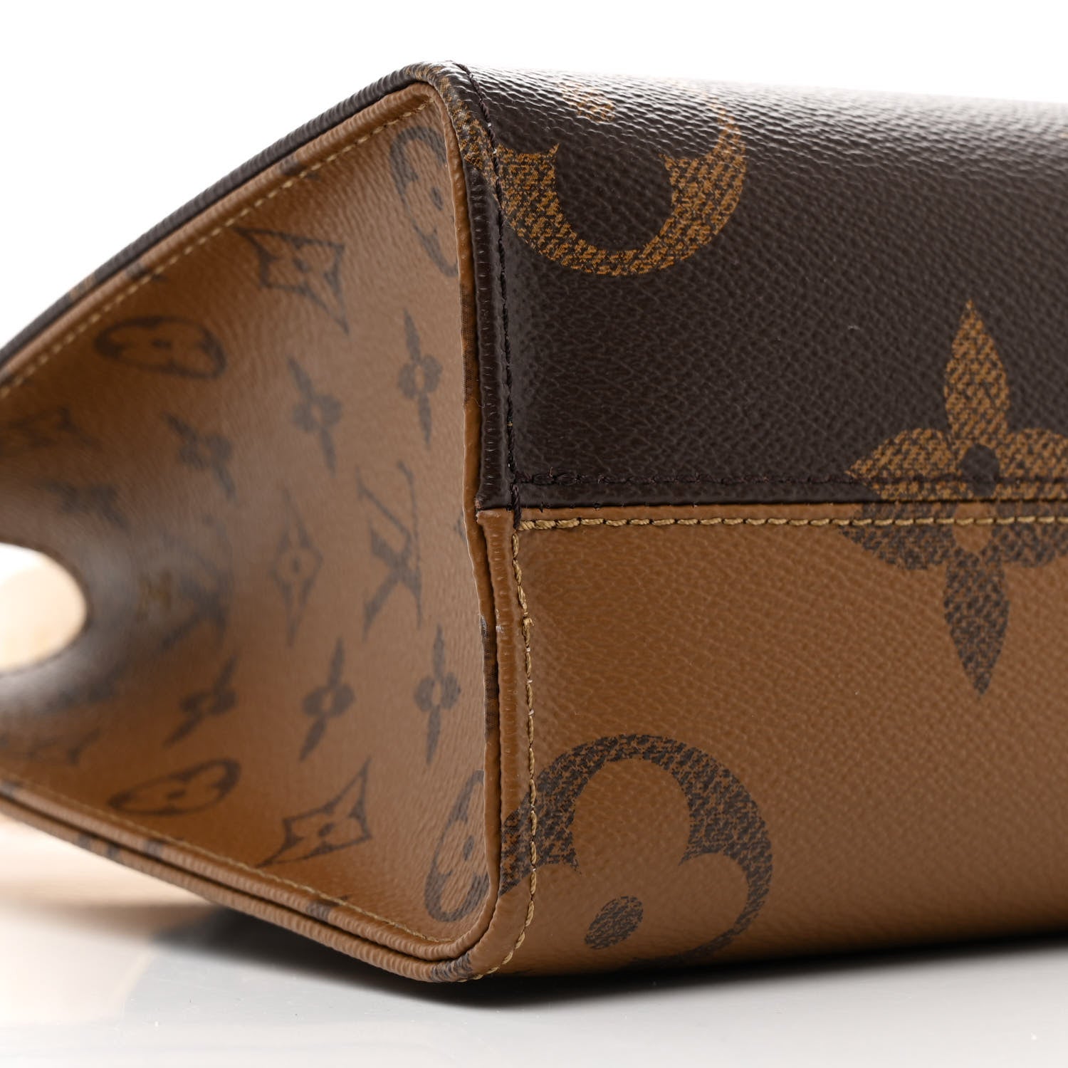 Louis Vuitton Reverse Monogram Giant Onthego PM 9 of 10