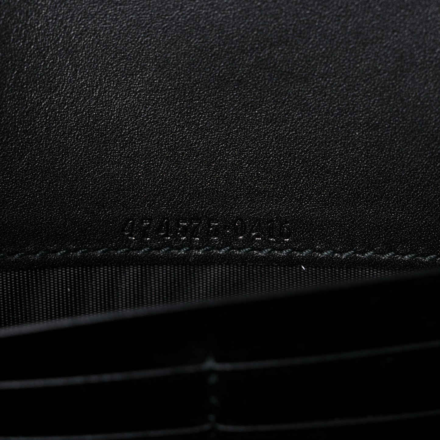 Calfskin Matelasse GG Marmont Chain Wallet Black