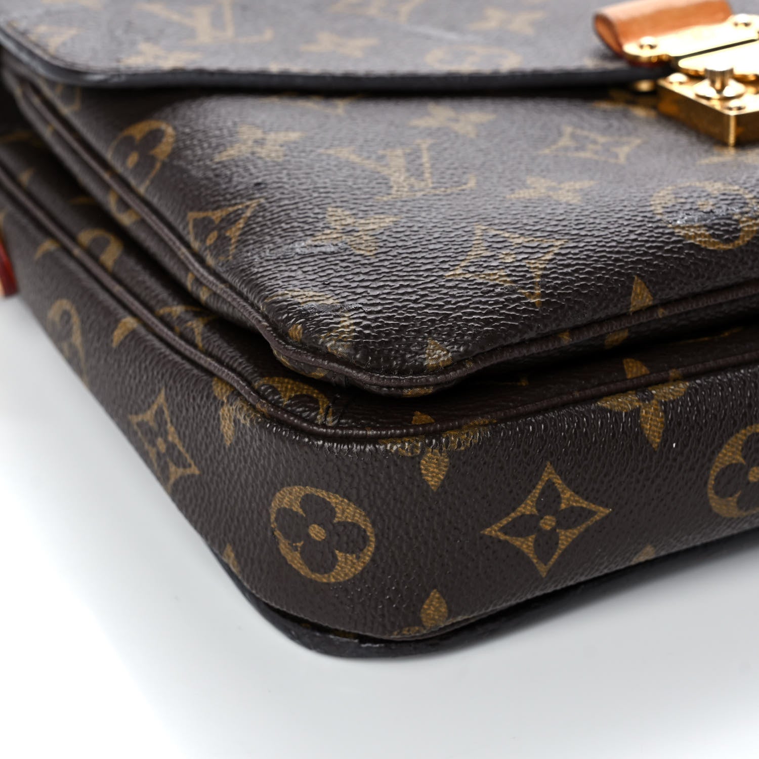 Louis Vuitton Monogram Pochette Metis 9 of 15