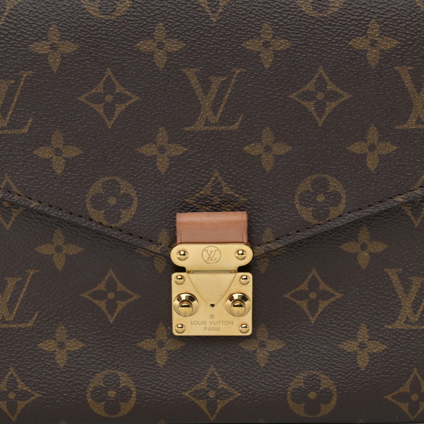 Monogram Pochette Metis