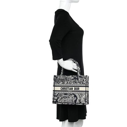 Christian Dior Canvas Embroidered Small Dioriviera Toile De Jouy Book Tote Blue 2 of 12