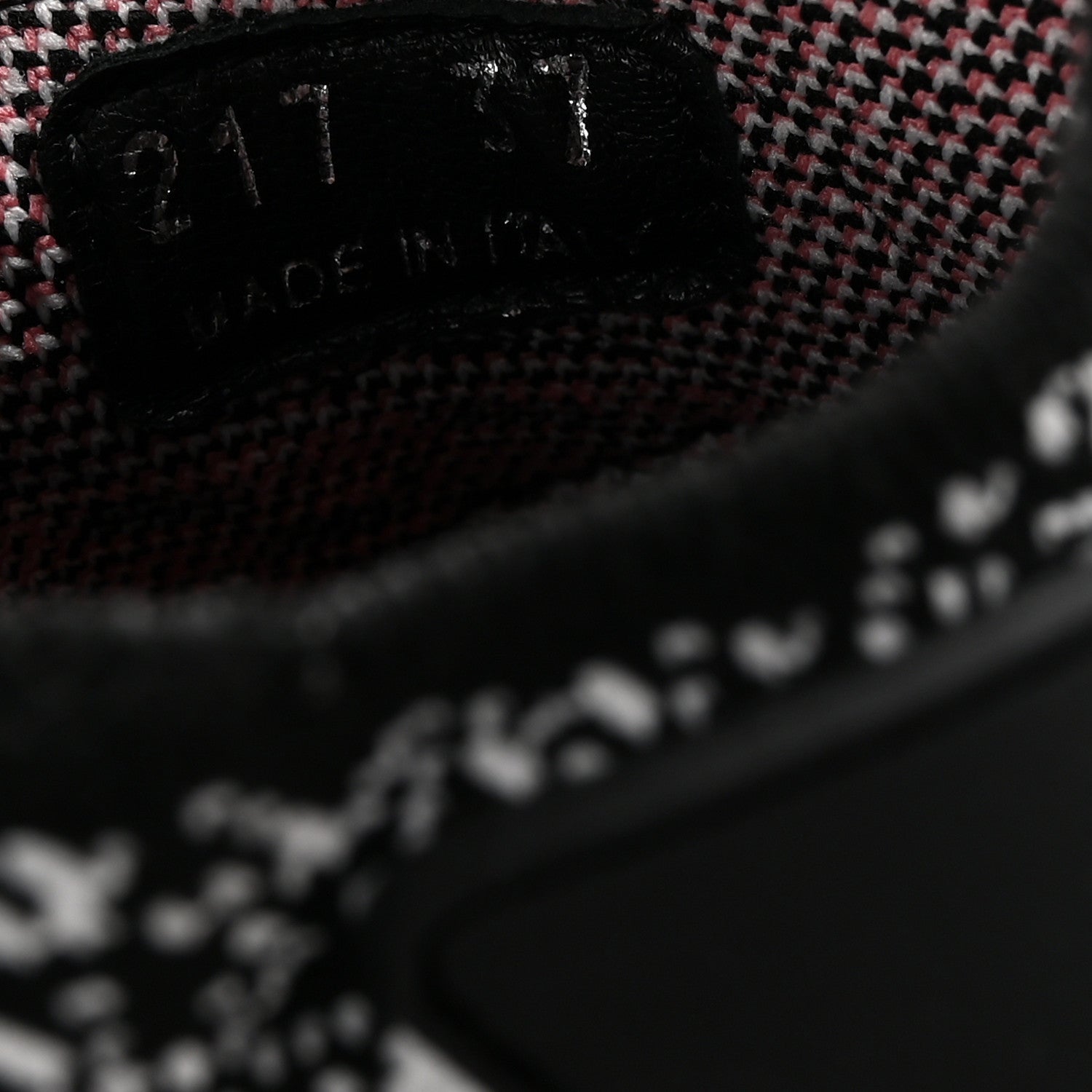 Prada Rubber Knit Printed Fabric Cloudbust Air Sneakers 37 White Pink Black 8 of 8