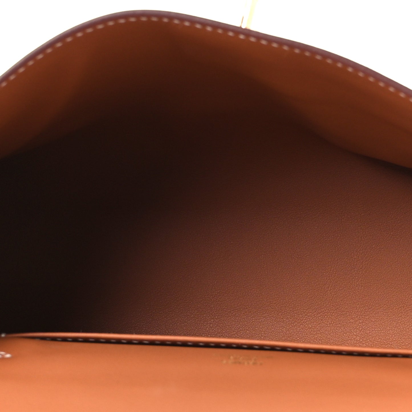 Swift Kelly Pochette Clutch Gold