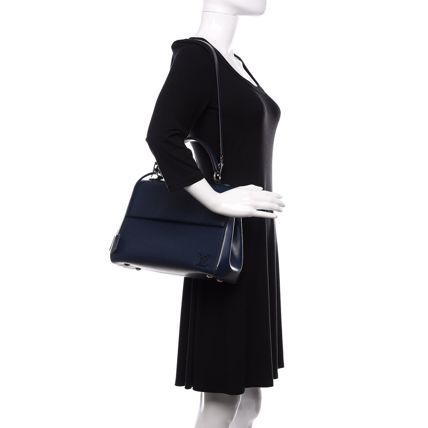 Louis Vuitton Epi Cluny MM Indigo 2 of 9