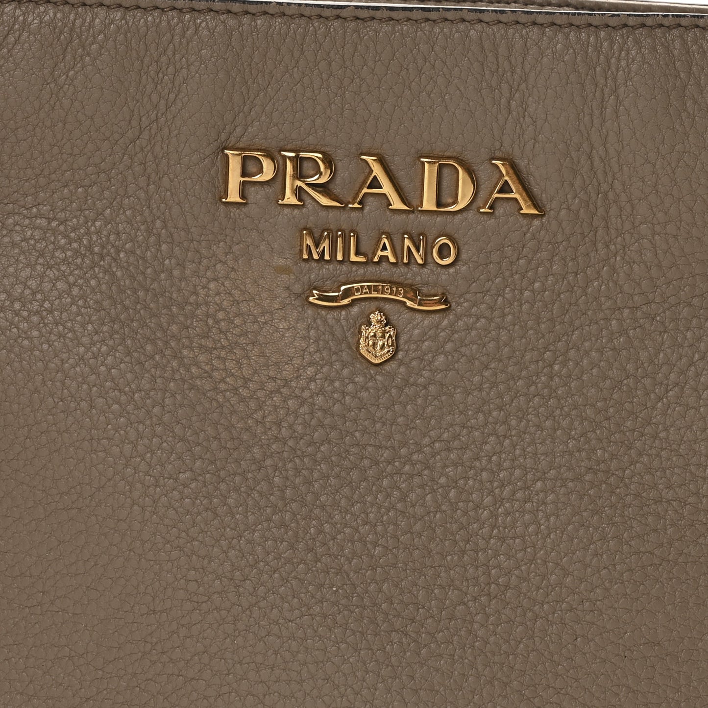 Vitello Daino Crossbody Bag Argilla