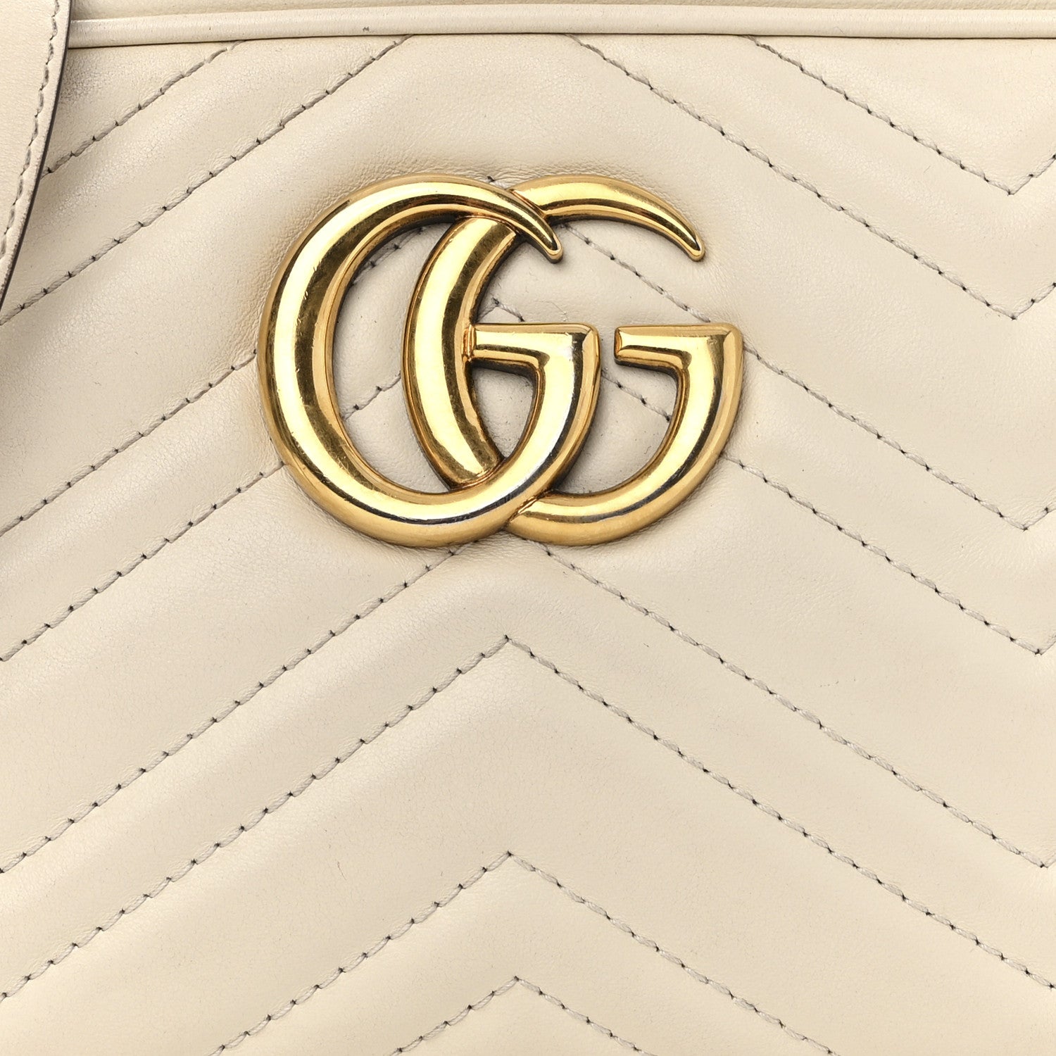 Gucci Calfskin Matelasse Small GG Marmont Chain Shoulder Bag White 9 of 19