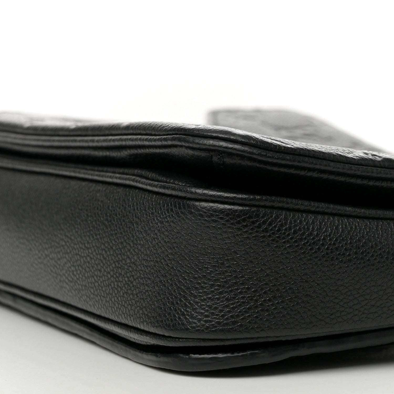 Louis Vuitton Empreinte Pochette Metis Black 9 of 14