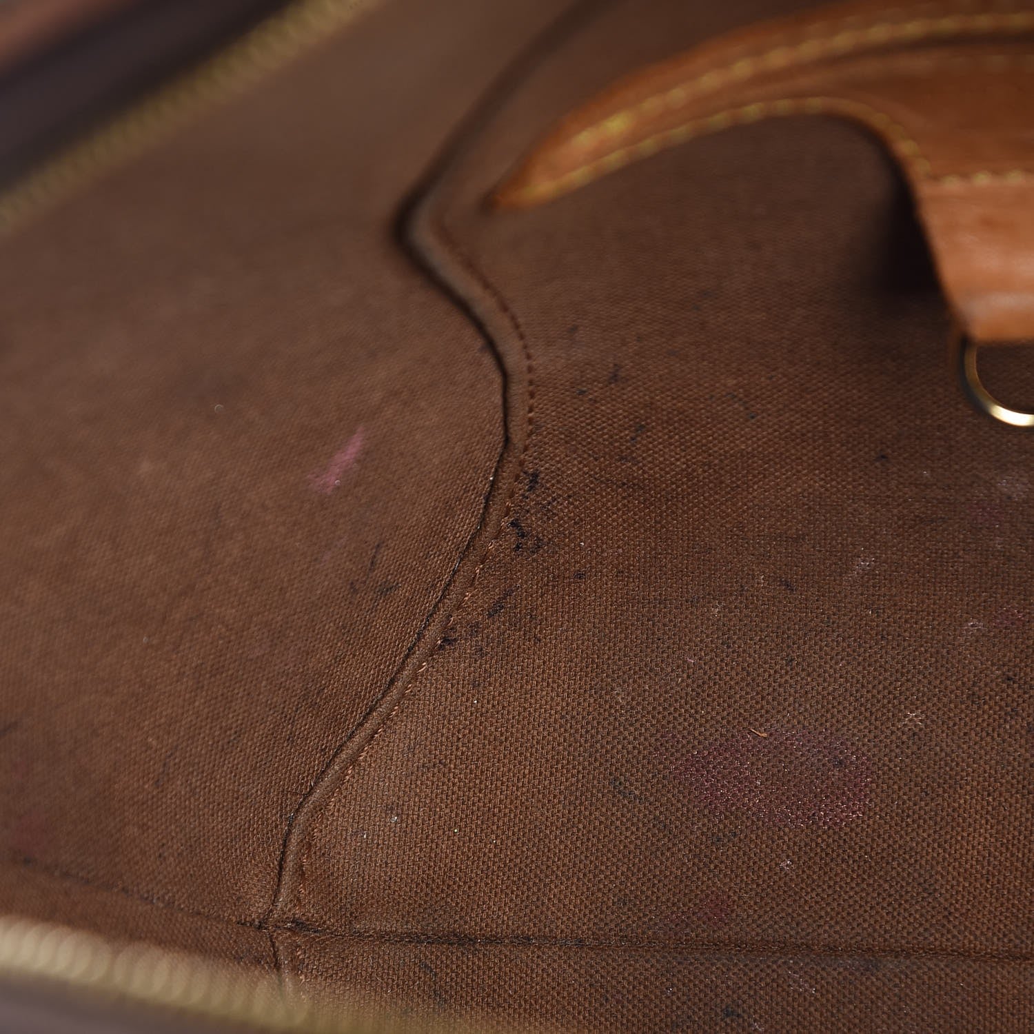 Louis Vuitton Monogram Ellipse PM 11 of 22