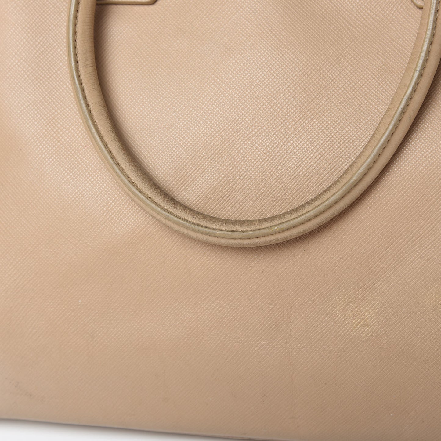 Saffiano Medium Galleria Double Zip Tote Cammeo