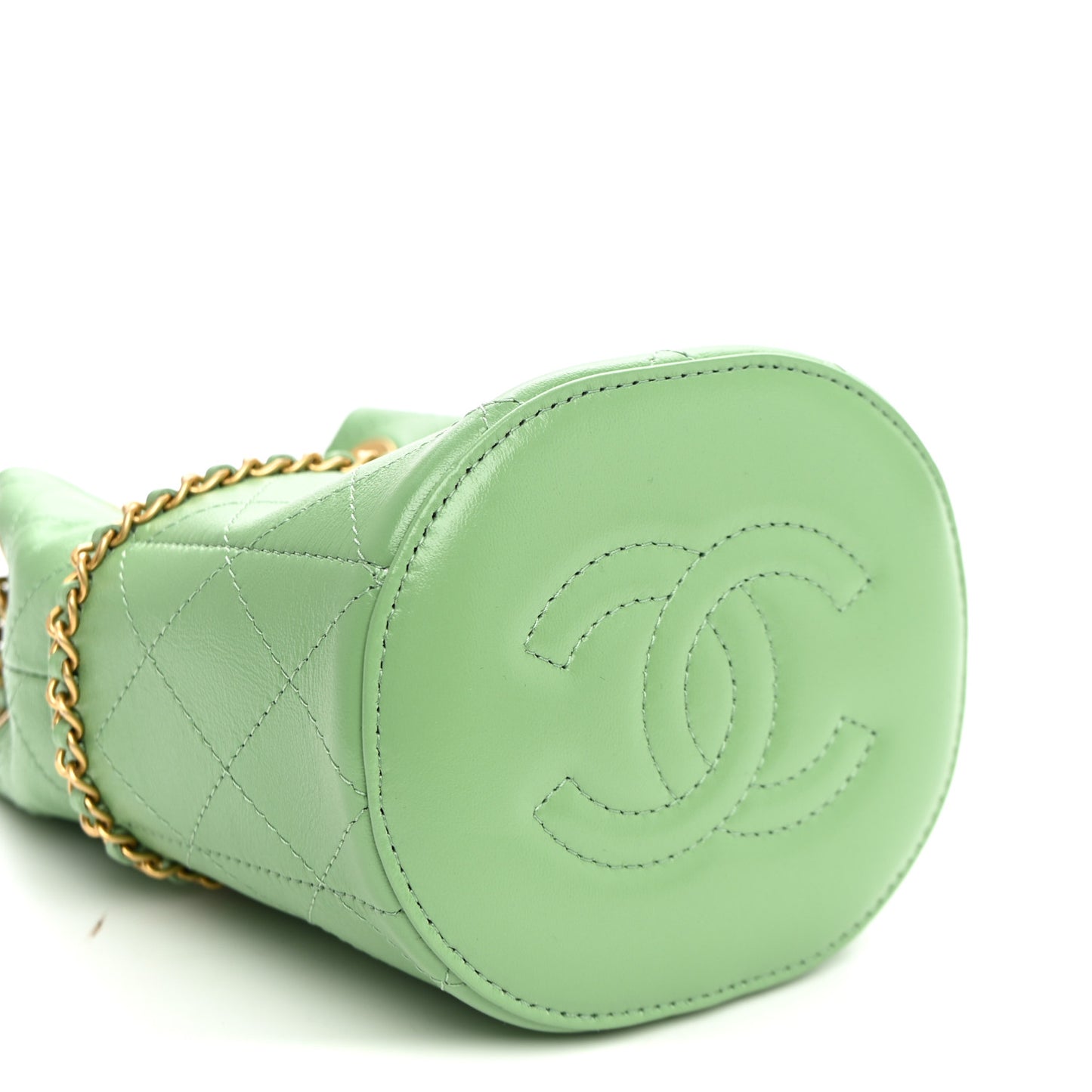 Shiny Lambskin Quilted Chain Around Drawstring Bucket Clutch With Chain Green
