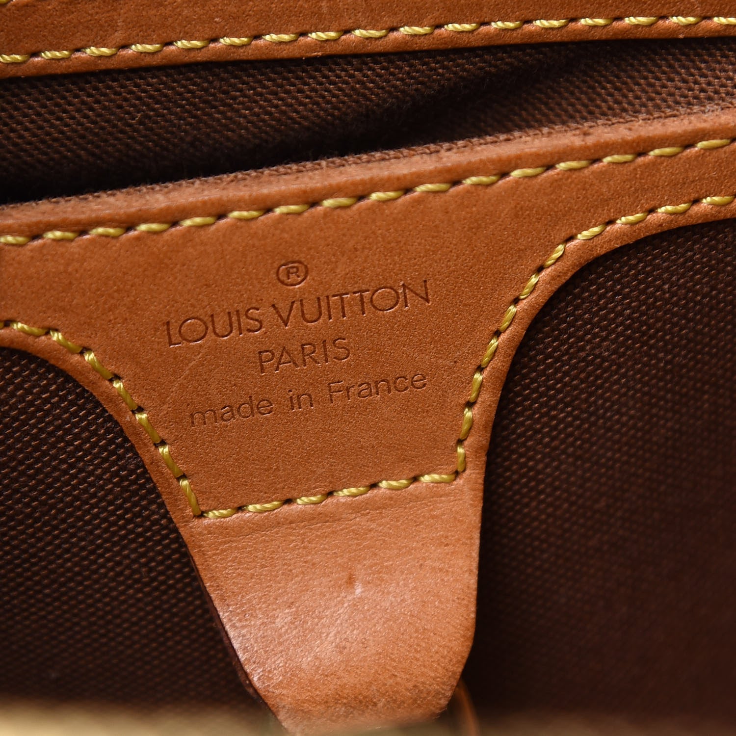 Louis Vuitton Monogram Ellipse MM 5 of 11