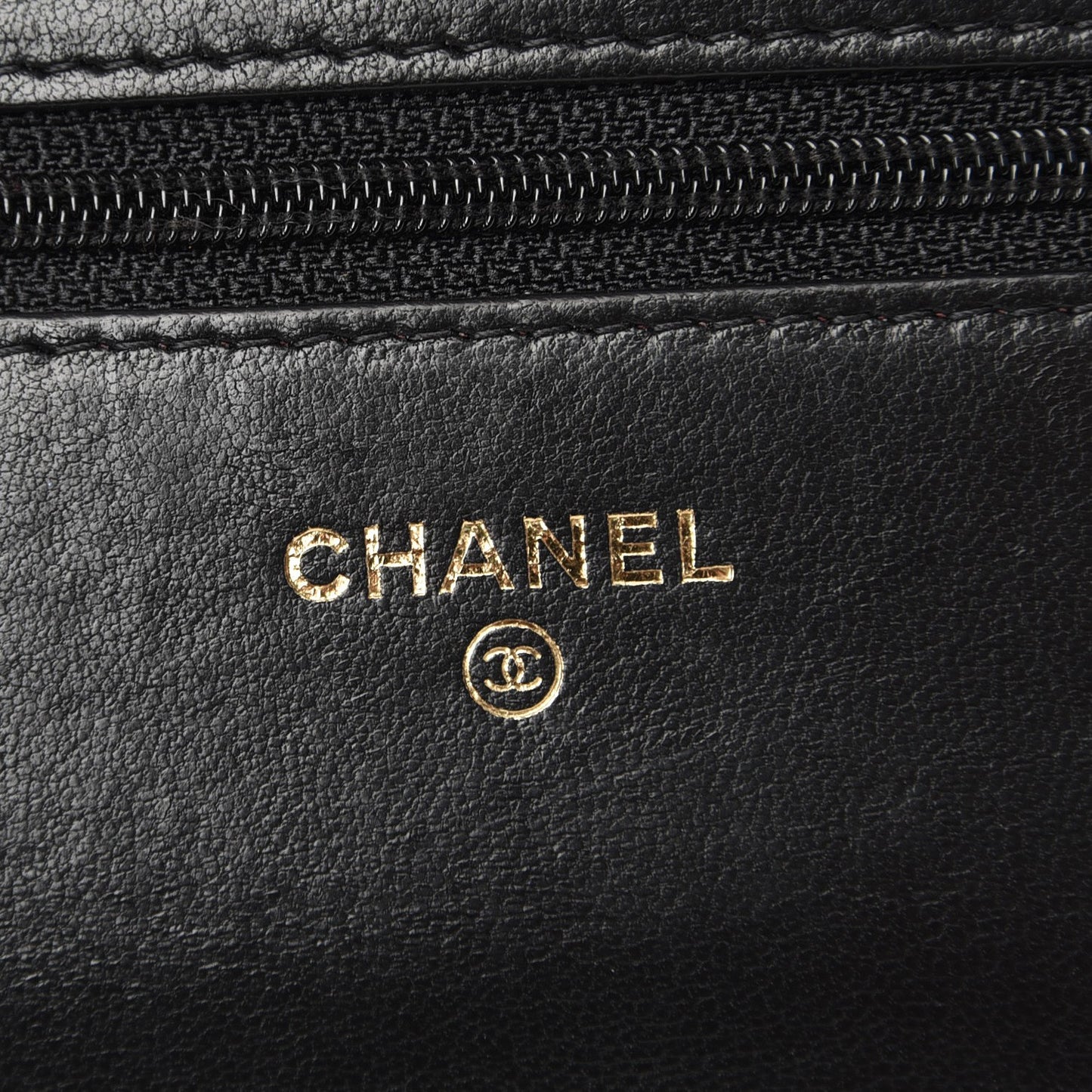 Lambskin Quilted Wallet On Chain WOC Black