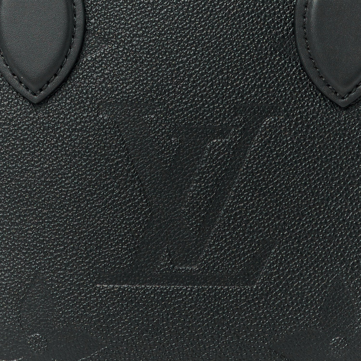 Louis Vuitton Empreinte Monogram Giant Onthego PM Black 7 of 9