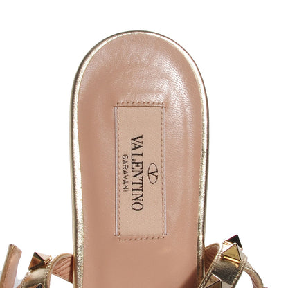 Valentino Garavani Metallic Nappa Rockstud Ankle Wrap Flat Thong Sandals 38.5 Platino 7 of 7