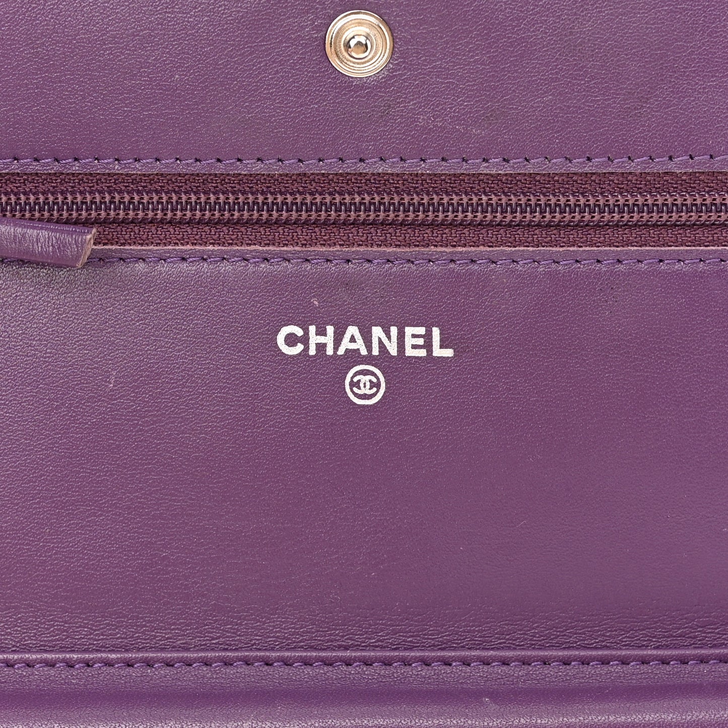 Patent Quilted Brilliant Wallet On Chain WOC Violet
