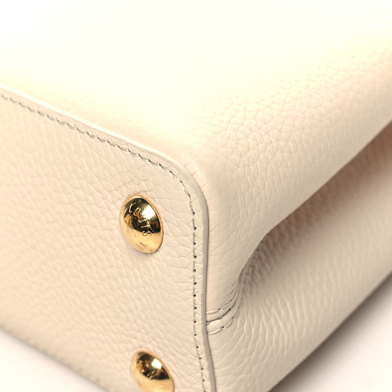 Louis Vuitton Taurillon Capucines BB 12 of 12