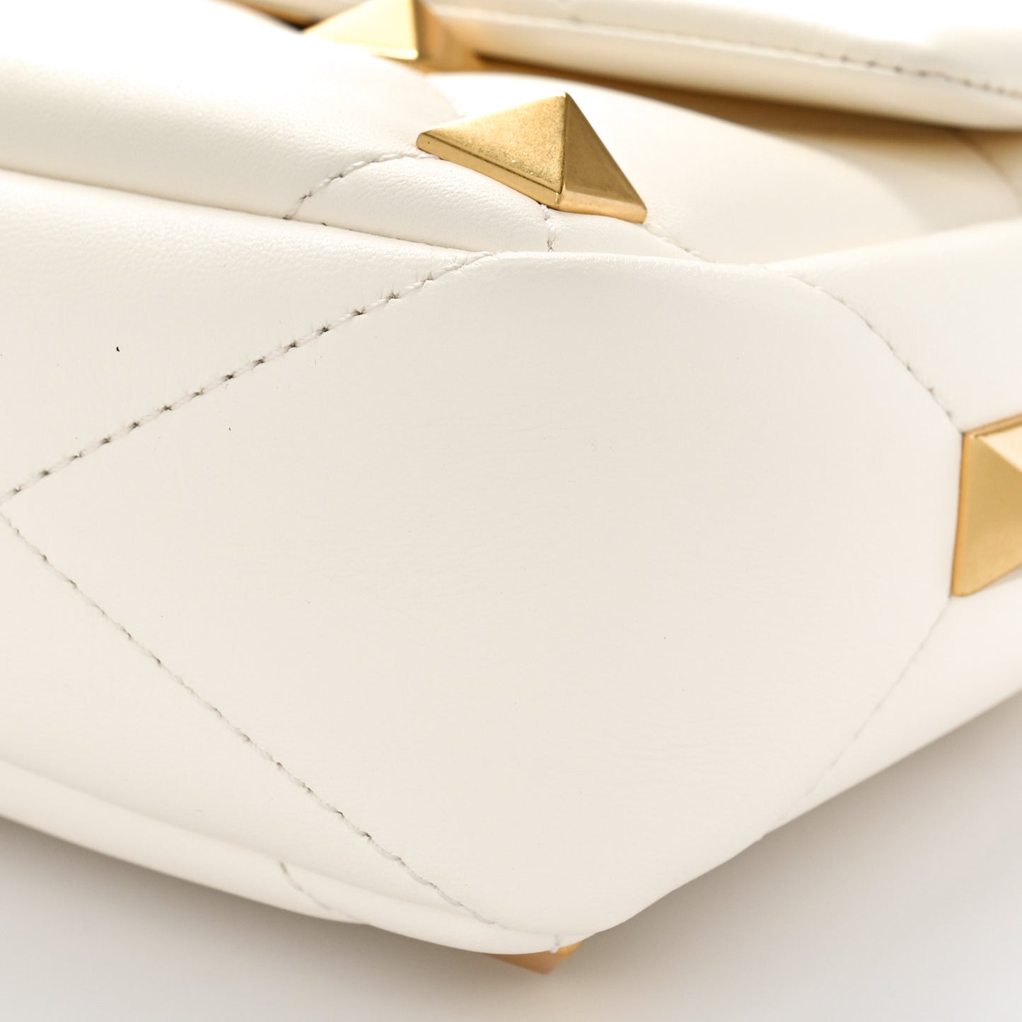 Nappa Large Roman Stud Shoulder Bag Ivory