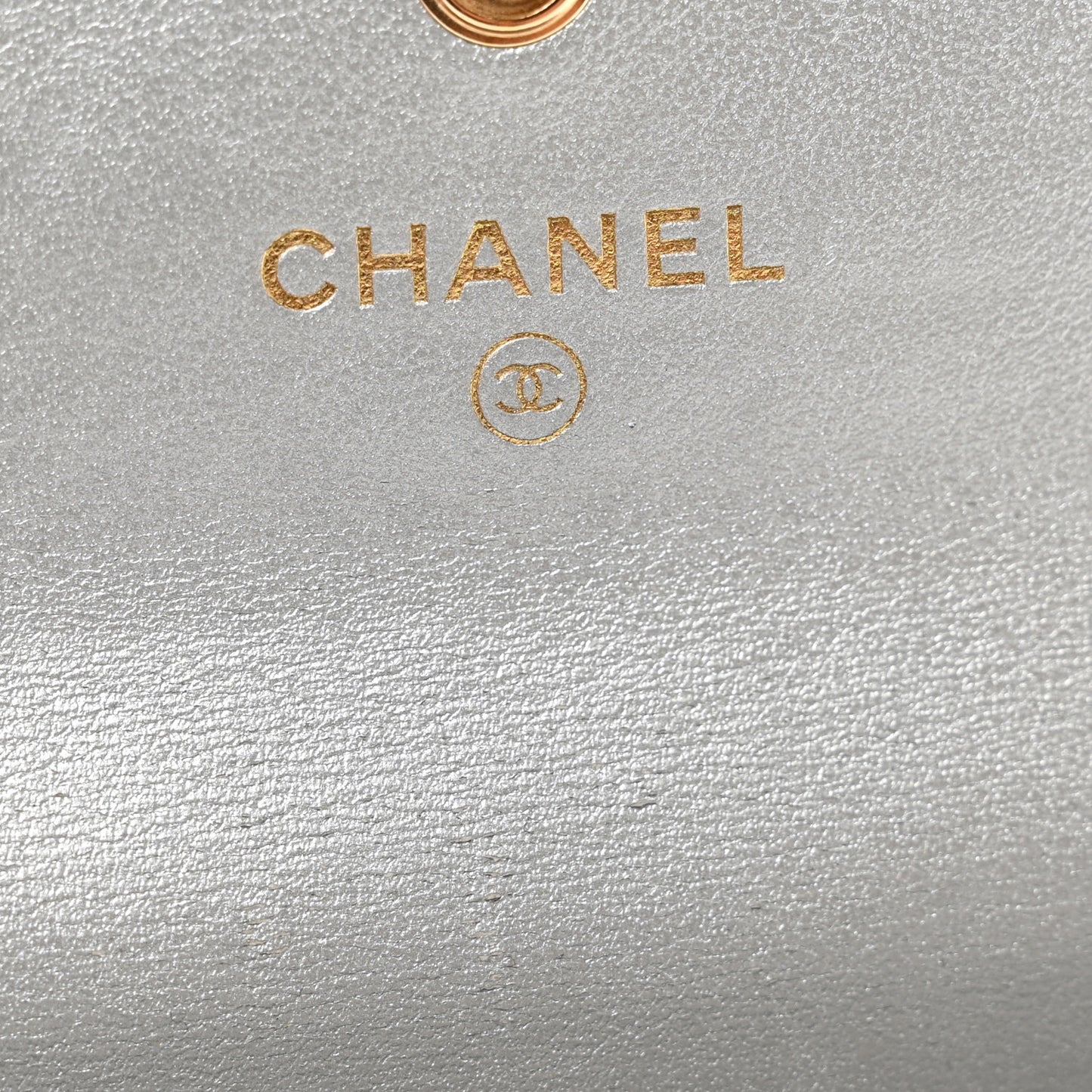 Metallic Lambskin Quilted Chanel 19 Flap Card Holder Silver
