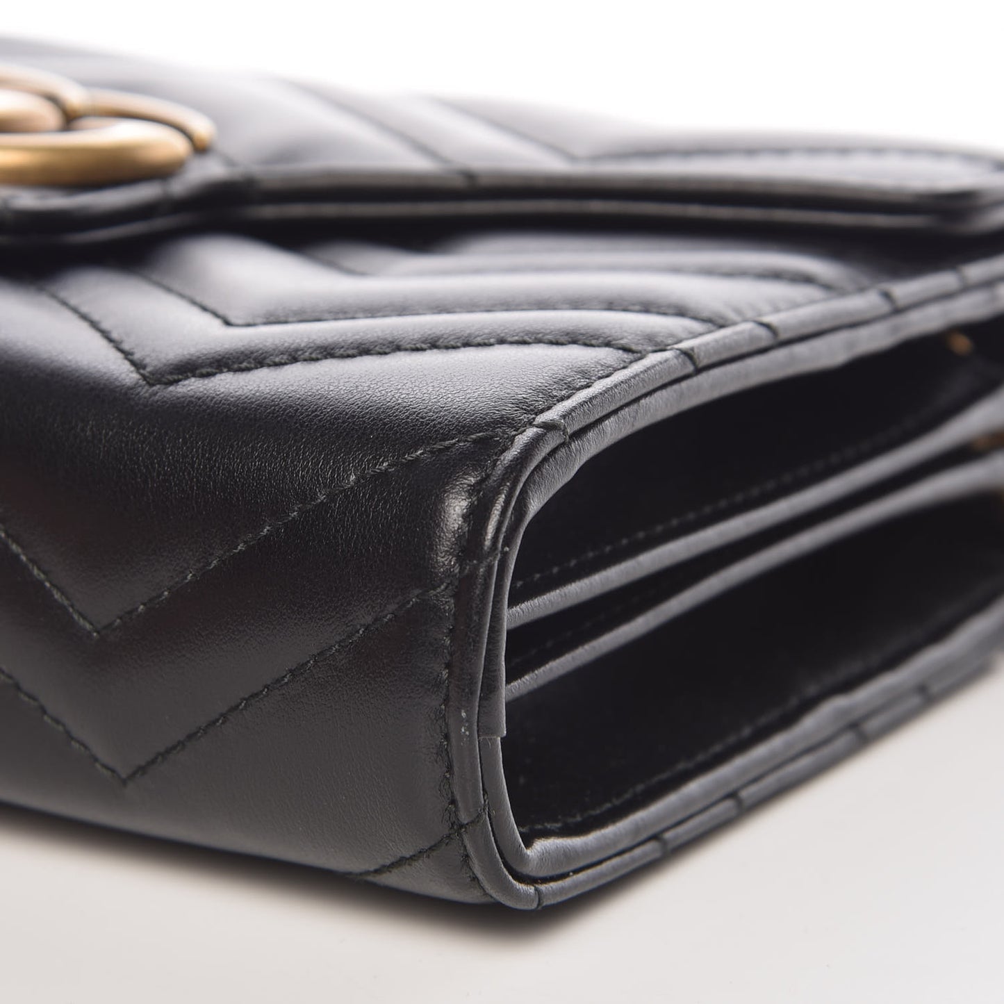 Calfskin Matelasse GG Marmont Chain Wallet Black