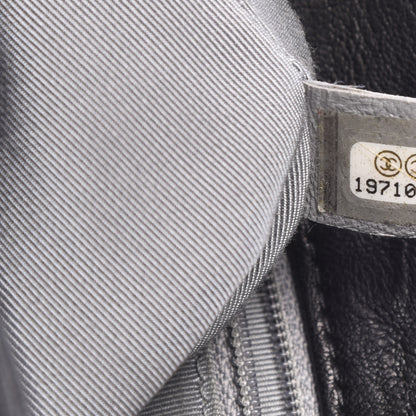 Chanel Washed Lambskin Quilted Maxi Chain Around Flap Black 6 of 11
