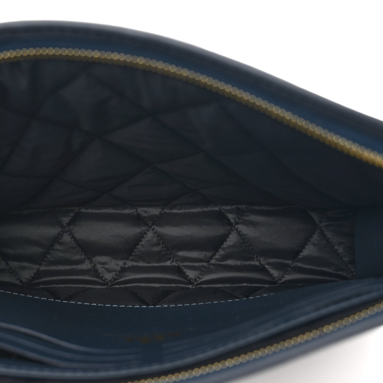 Louis Vuitton X NIGO Taurillon Monogram Denim Drip Pochette Voyage MM Blue 5 of 7