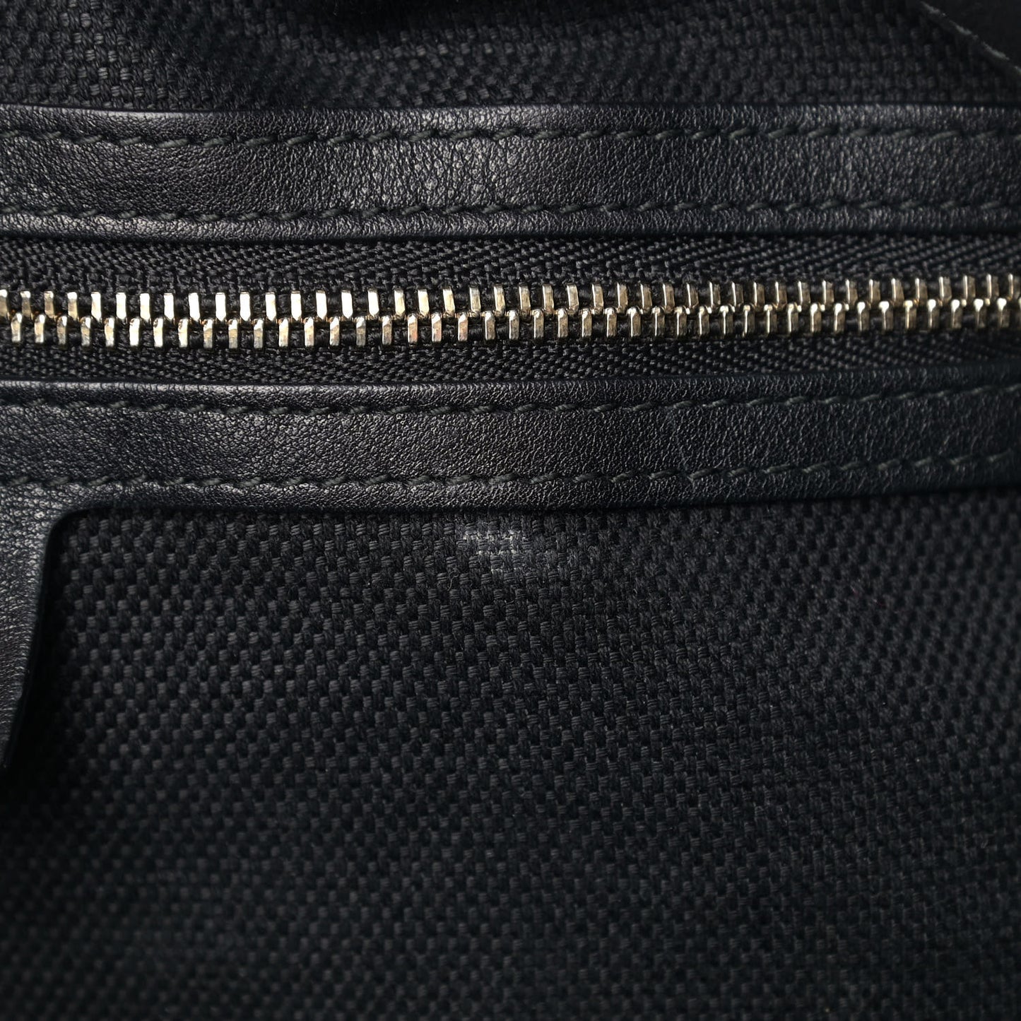 Patent Medium Soho Chain Shoulder Bag Black
