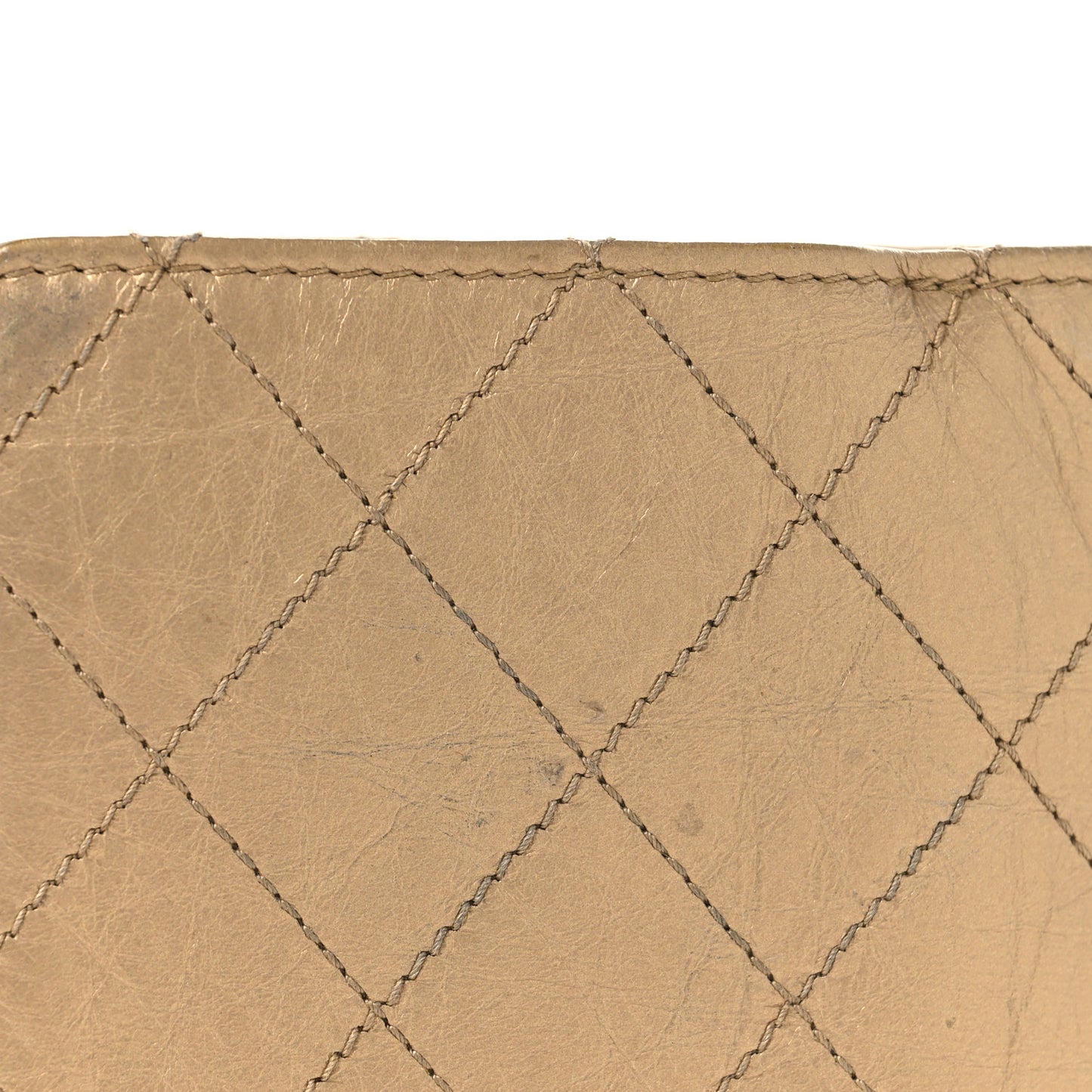 Metallic Calfskin Quilted Brilliant Zipped Pocket Wallet Gold