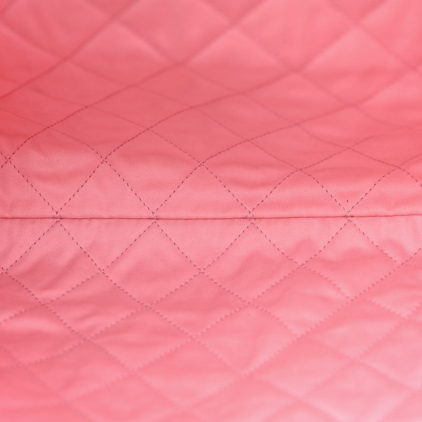Shiny Calfskin Quilted Small Chanel 22 Light Pink