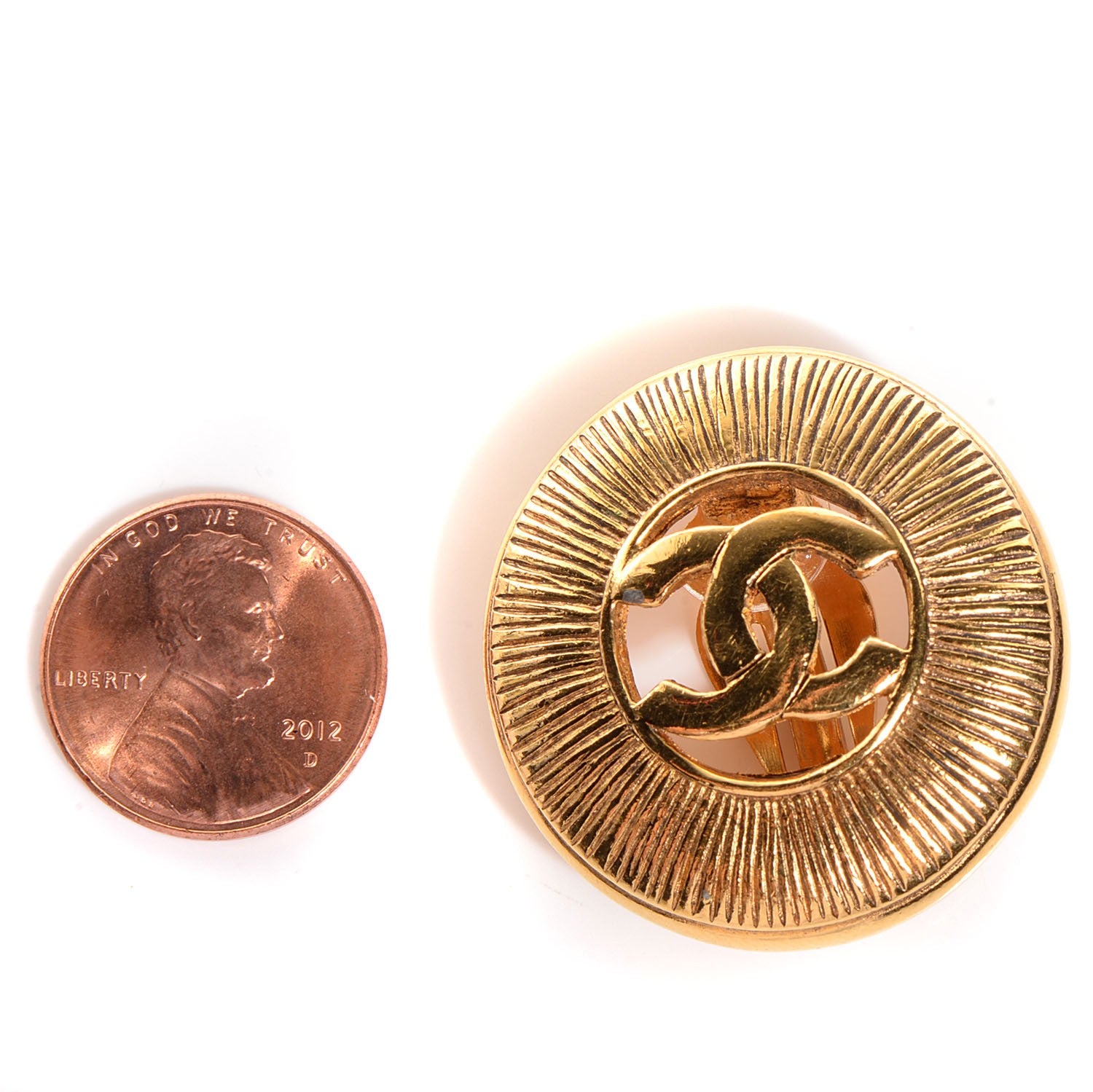 Chanel CC Clip On Earrings Gold 2 of 4