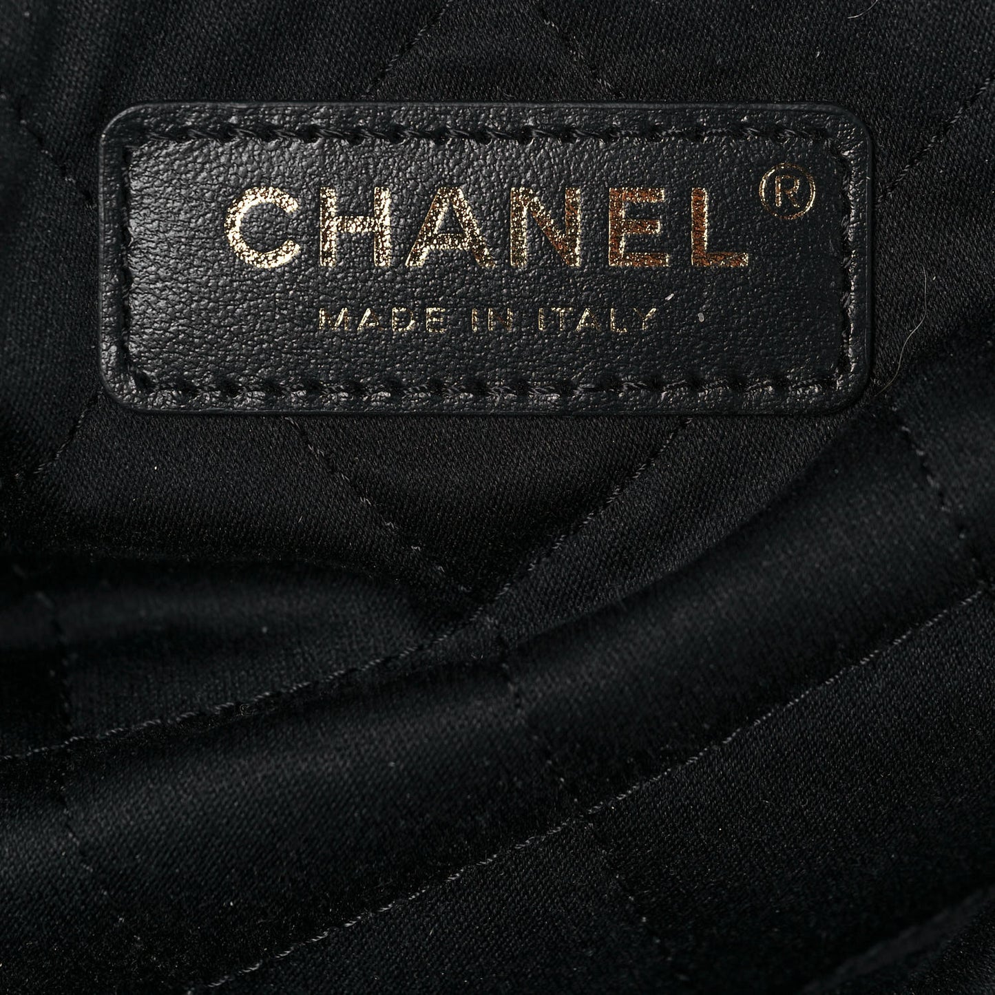 Shiny Calfskin Quilted Small Chanel 22 Black