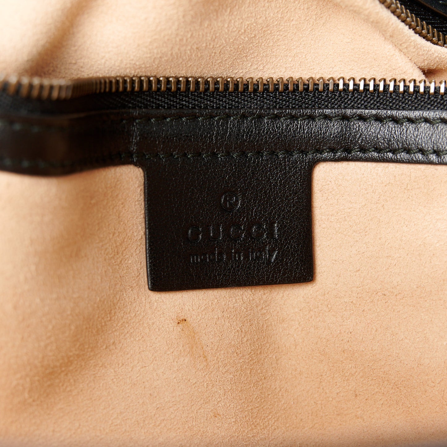 Calfskin Matelasse Large GG Marmont Shoulder Bag Black