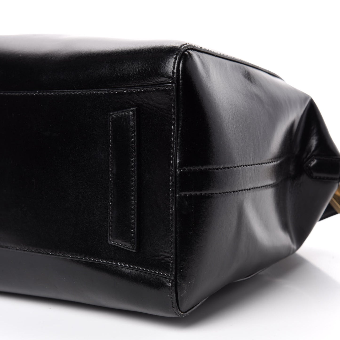 Shiny Lord Calfskin Medium Antigona Black