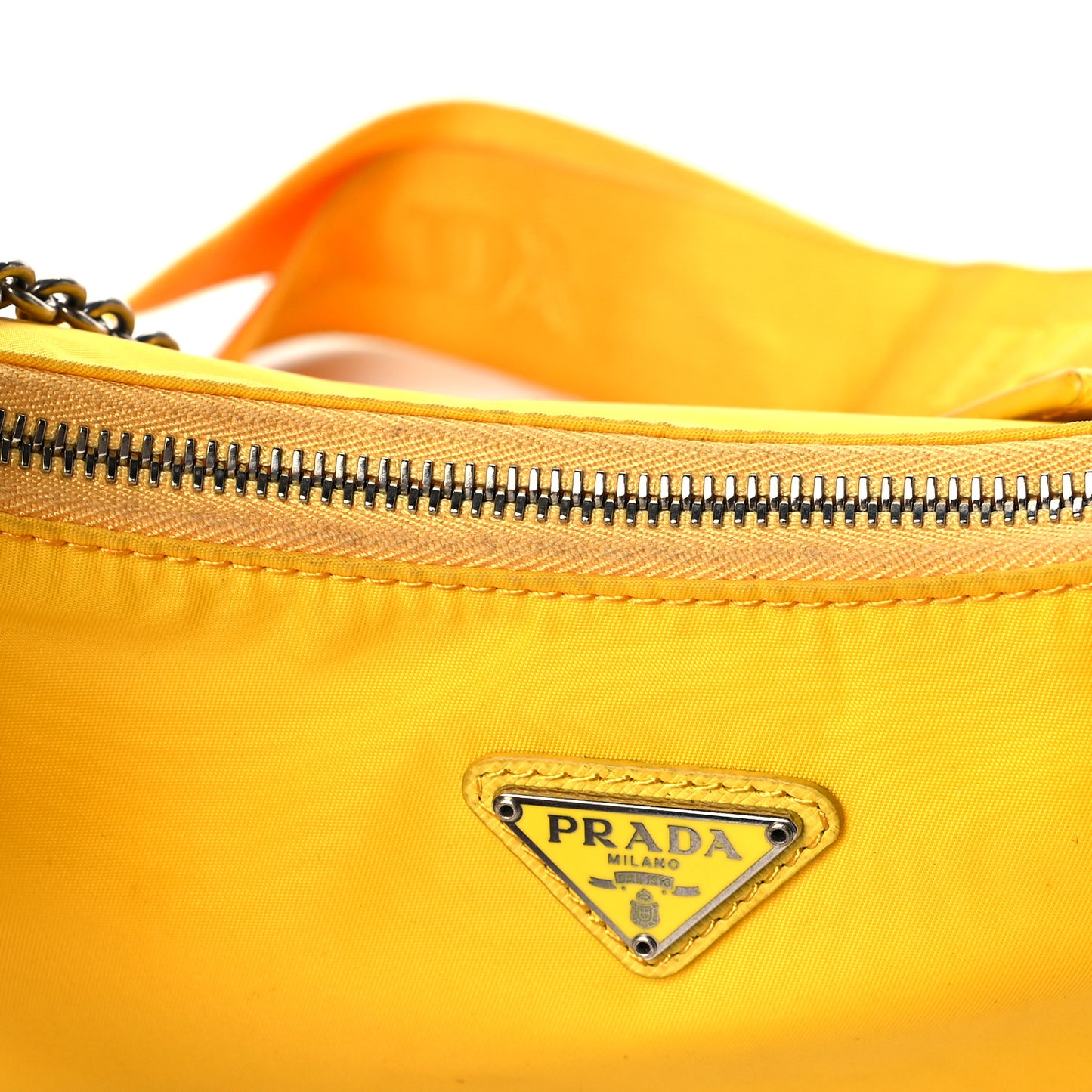 Tessuto Nylon Saffiano Re-Edition 2005 Shoulder Bag Giallo