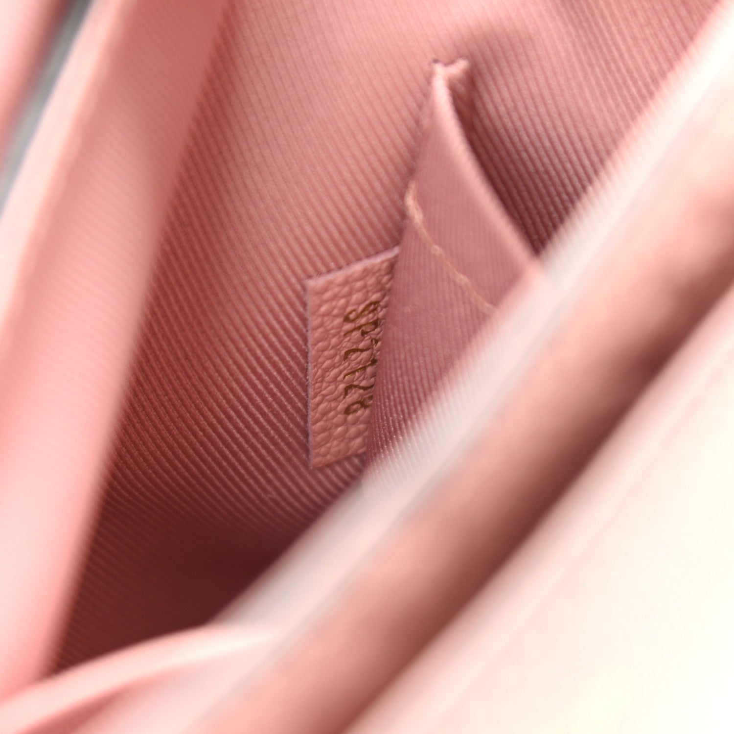 Louis Vuitton Empreinte Blanche BB Rose Poudre 7 of 10