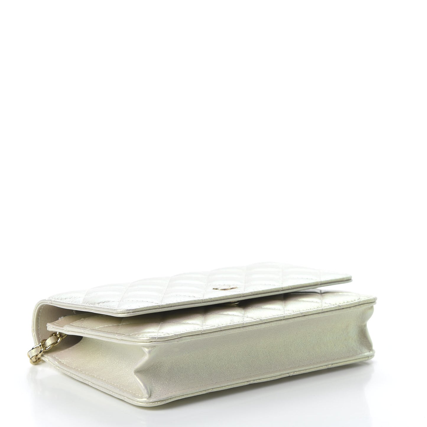 Iridescent Lambskin Quilted Wallet On Chain WOC Ivory