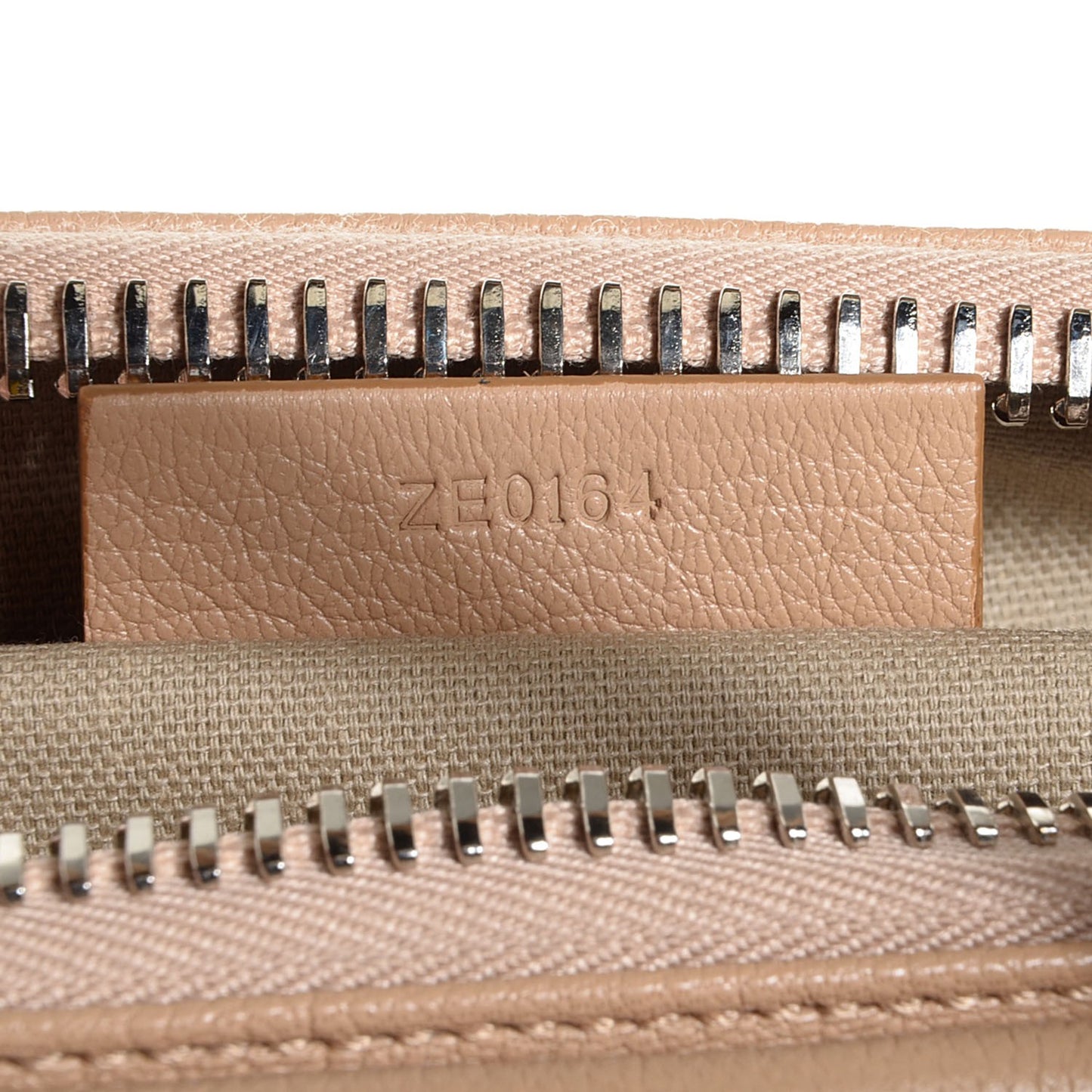 Sugar Goatskin Small Antigona Nude